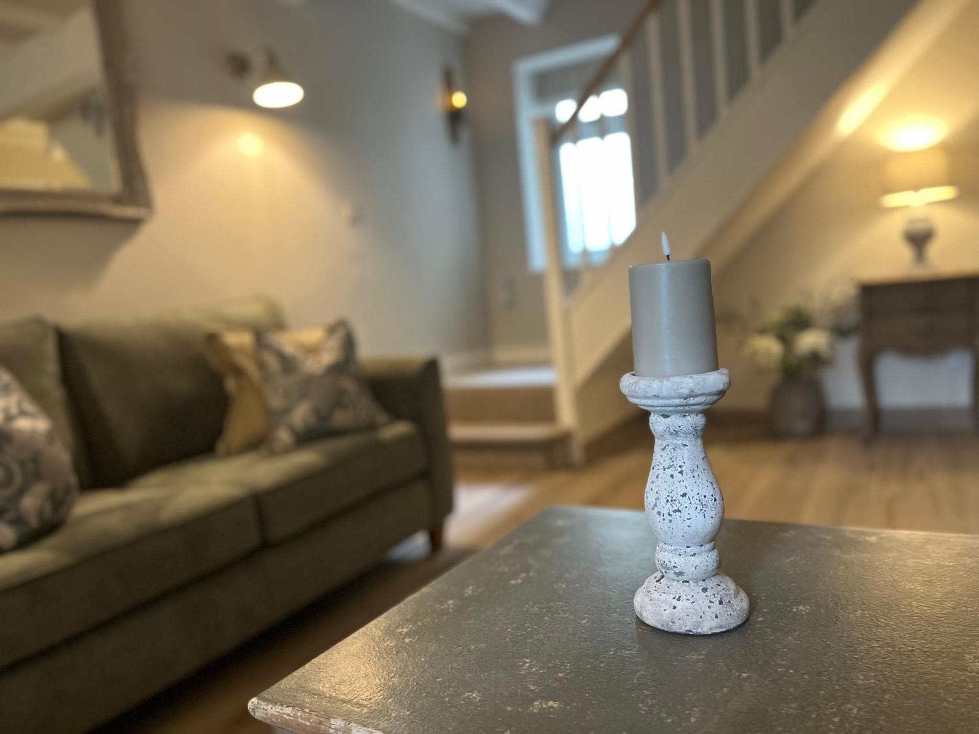 Posh Little Cottage ランゴレン エクステリア 写真